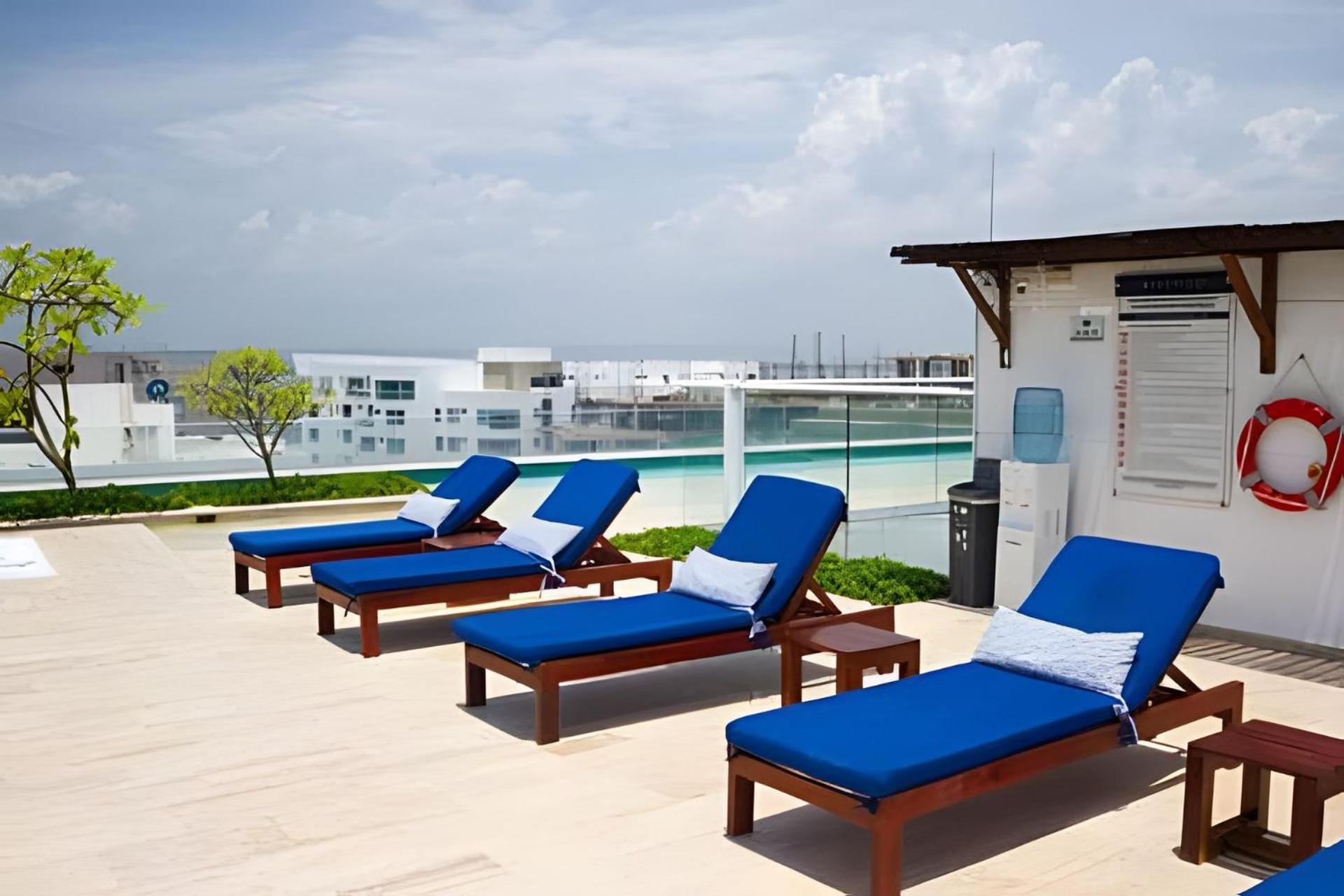 2 Dormitorios Jacuzzi Y Vista Mar. Frente A Playa Cartagena Exterior photo