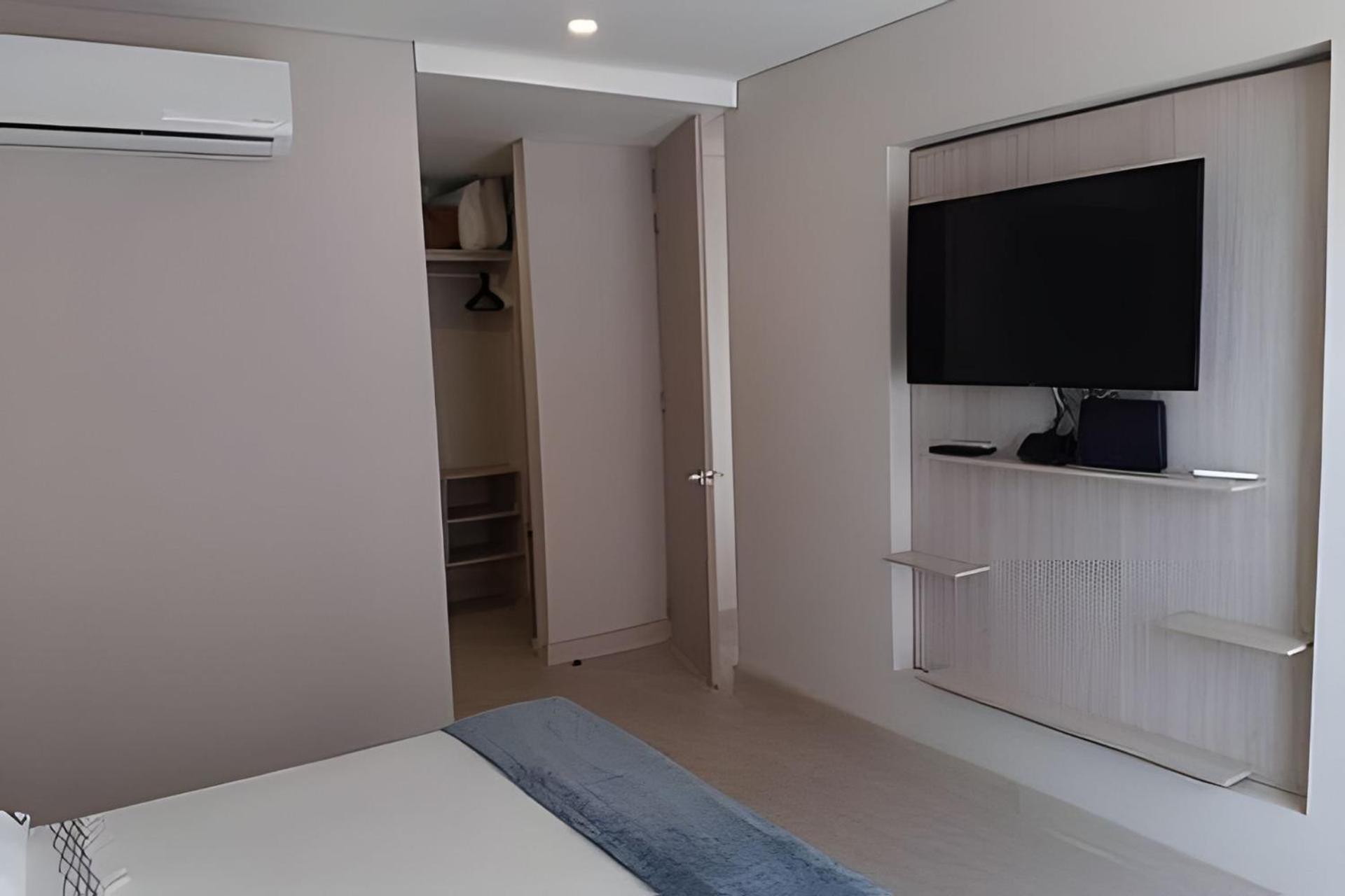 2 Dormitorios Jacuzzi Y Vista Mar. Frente A Playa Cartagena Exterior photo
